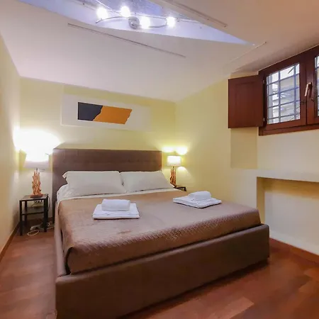 Borgo Vittorio - Exclusive In The Heart Of Apartment